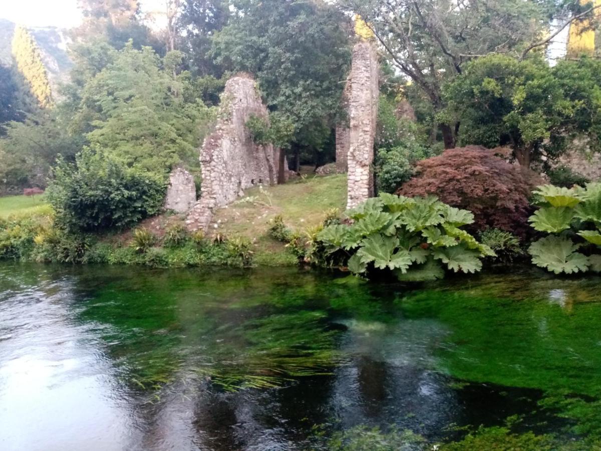 La Bella Ninfa Bed and Breakfast Sermoneta Buitenkant foto