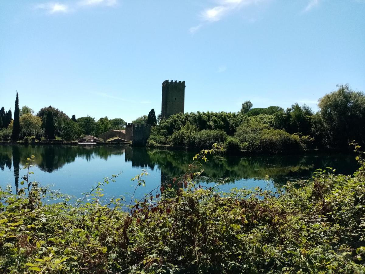 La Bella Ninfa Bed and Breakfast Sermoneta Buitenkant foto